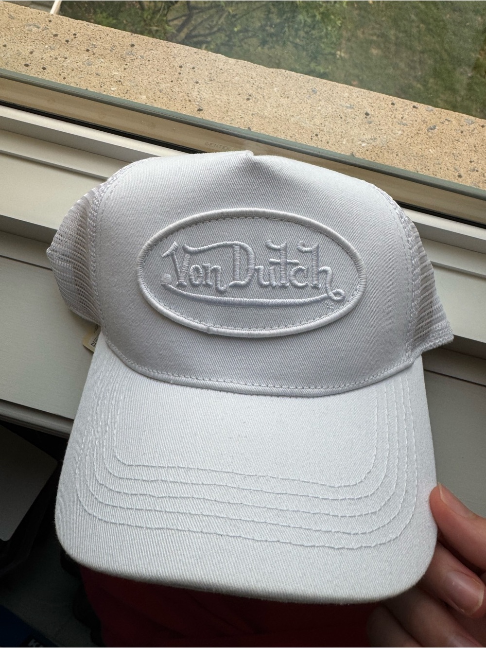 Von Dutch White Mesh Logo Trucker Hat